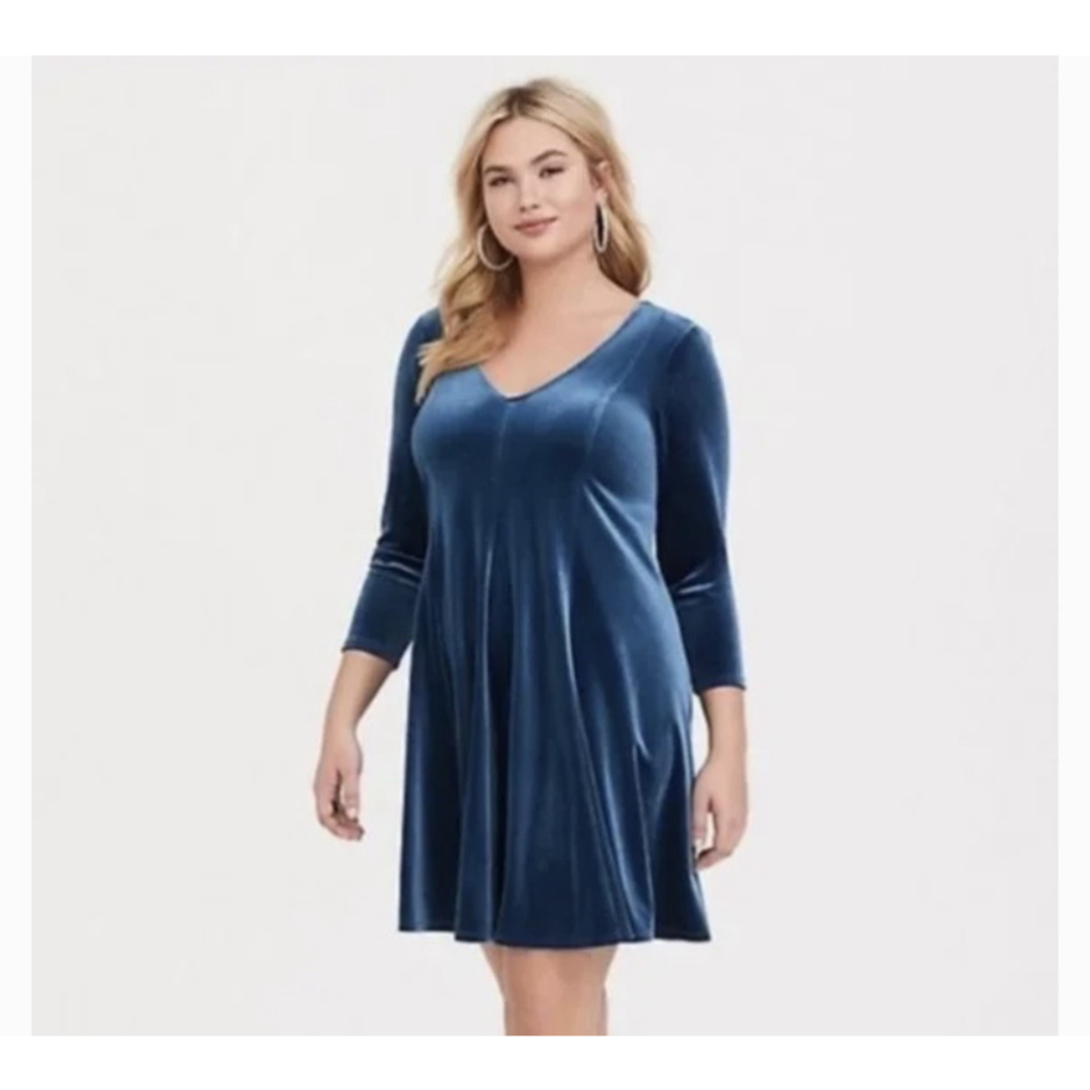 Torrid Blue Velvet V-Neck Swing Dress size L or 0x cutout fluted